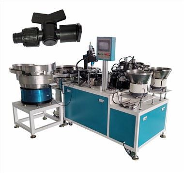 Vökvunarlokasamsetningarvél